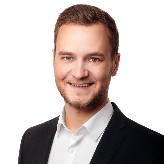 Connor Christie, Consultant